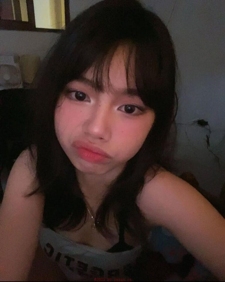 猥琐男性骚扰美女约炮真闹心