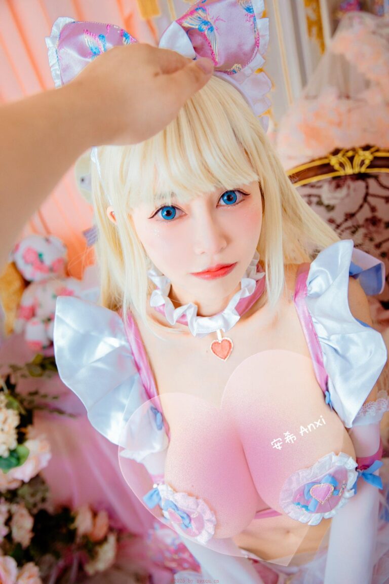 床外缠绵术:椅子上的性交姿势动态图