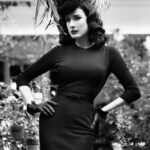 姐夫舔下面我受不了 那里好大快撑爆了