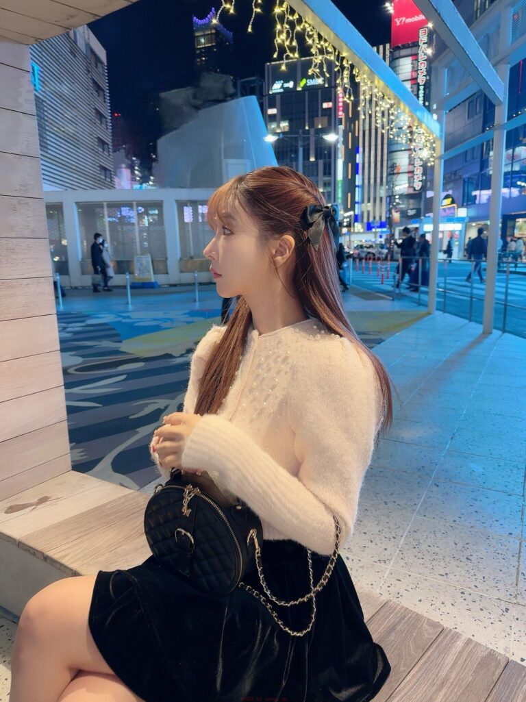 床边站立式爱爱开启激情啪啪啪“大战”