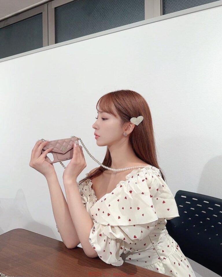 胸形识别她的“性”趣