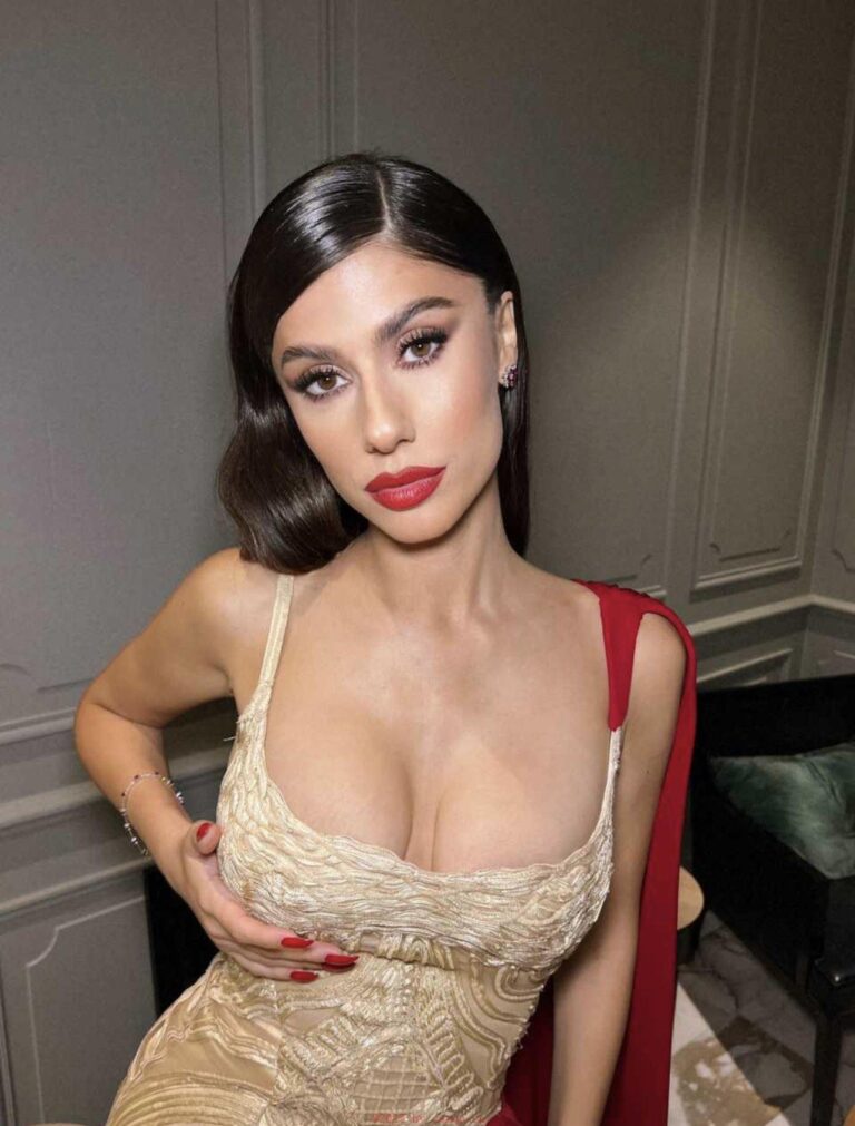 做爱时女人最喜欢被亲吻的部位