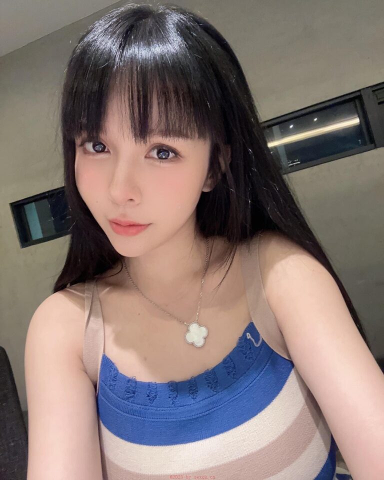 单身男人须知：女性的常用肢体语言