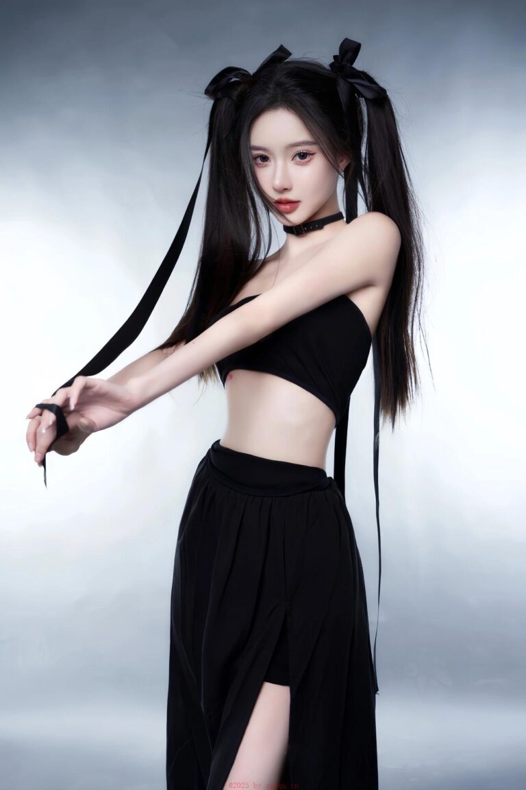 美国名媛卡戴珊终落艳照门