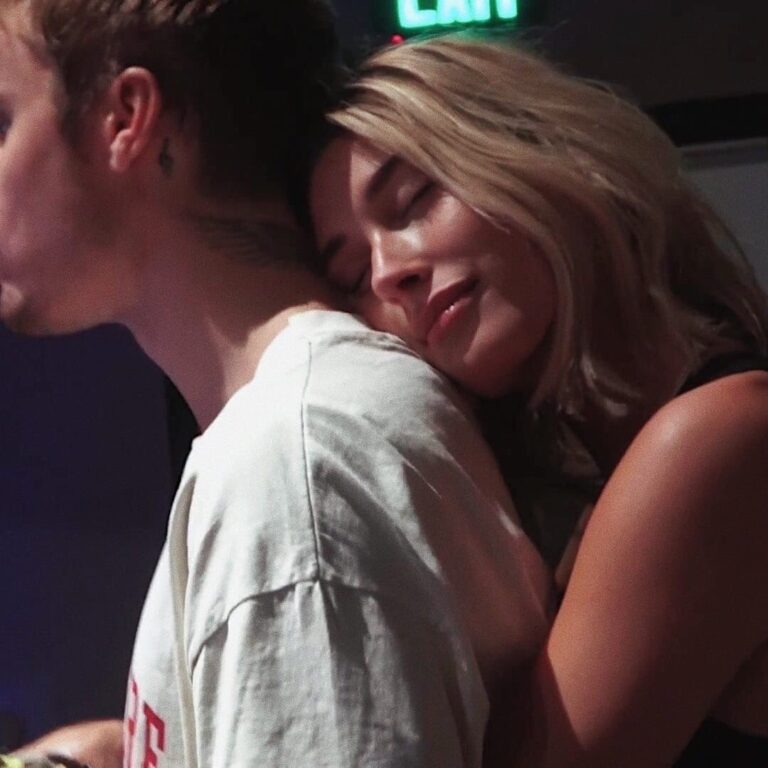 淫水横流，他让我变成床上小荡妇