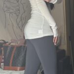 女人穿着太火辣只会惹来男人的性骚扰